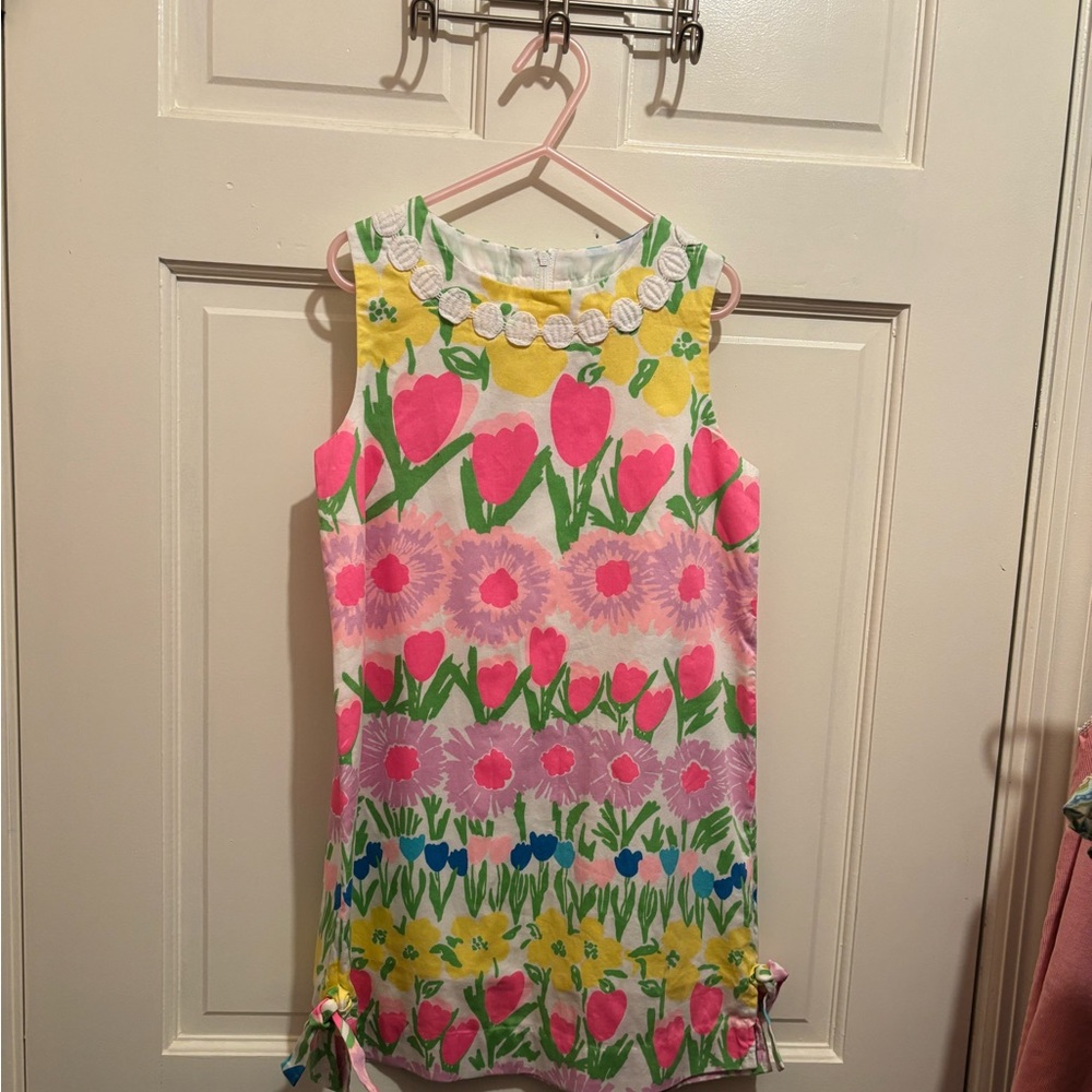 Girls Lilly Pulitzer colorful spring/summer dress, girls size 8 (girls 6)